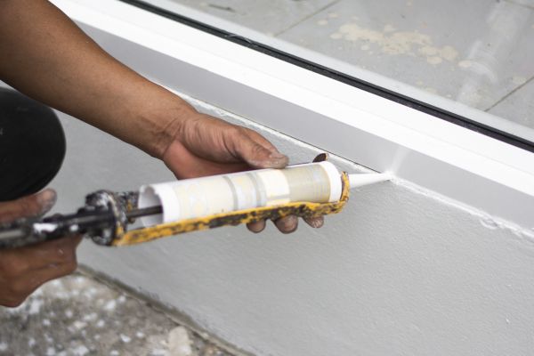 Caulk Replacement in Cranston